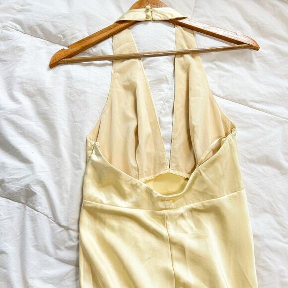 Showpo Saints & Secrets Prima Butter Yellow Satin Plunge Maxi Dress Size 4 Small - Picture 4 of 8